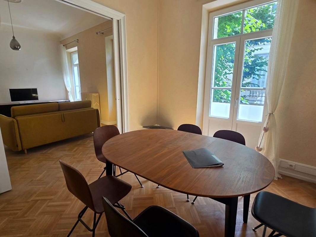 VICHY Appartement Vichy 4 pièce(s) 100m2 2