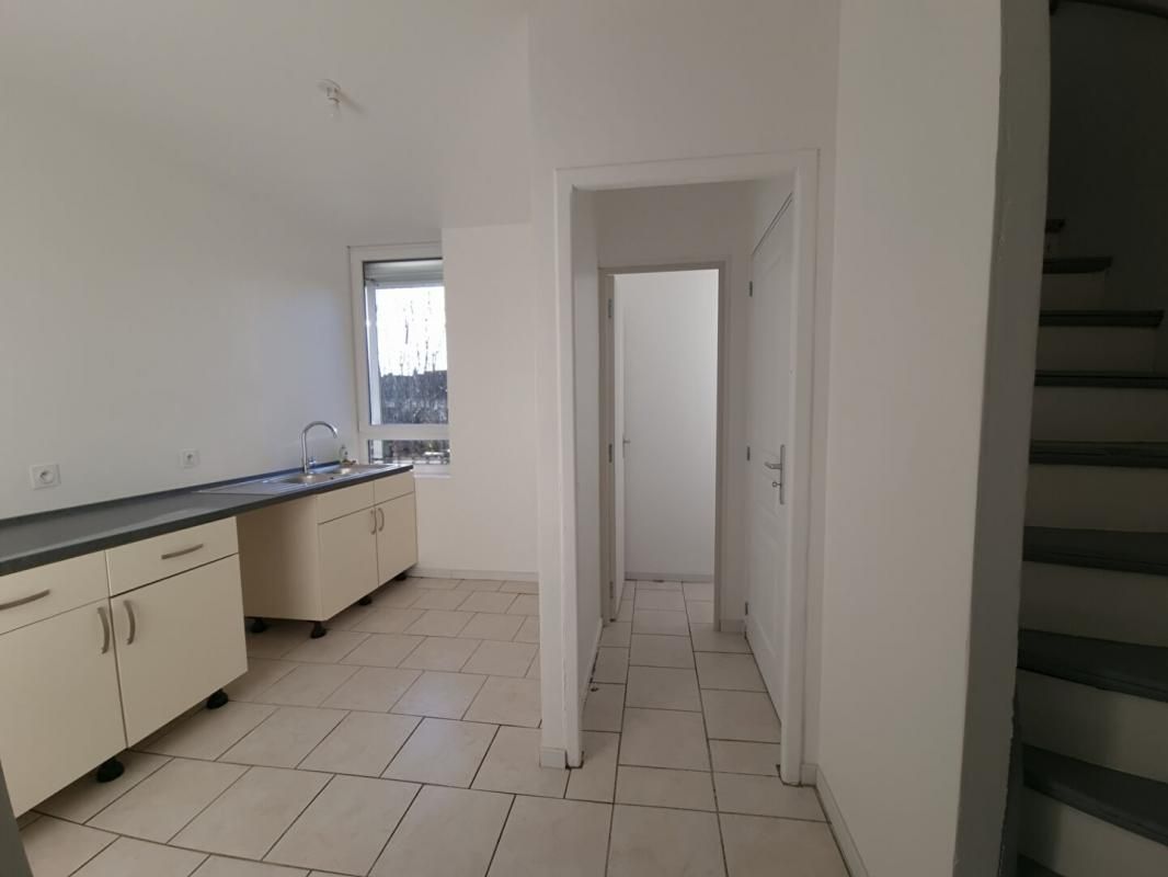 HIRSON Maison Hirson 5 pièce(s) 83 m2 4
