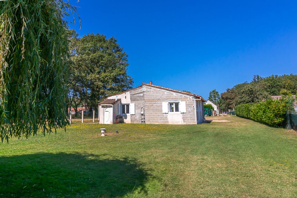 GIEVRES Maison Gievres 2 pièce(s) 61.20 m2 4