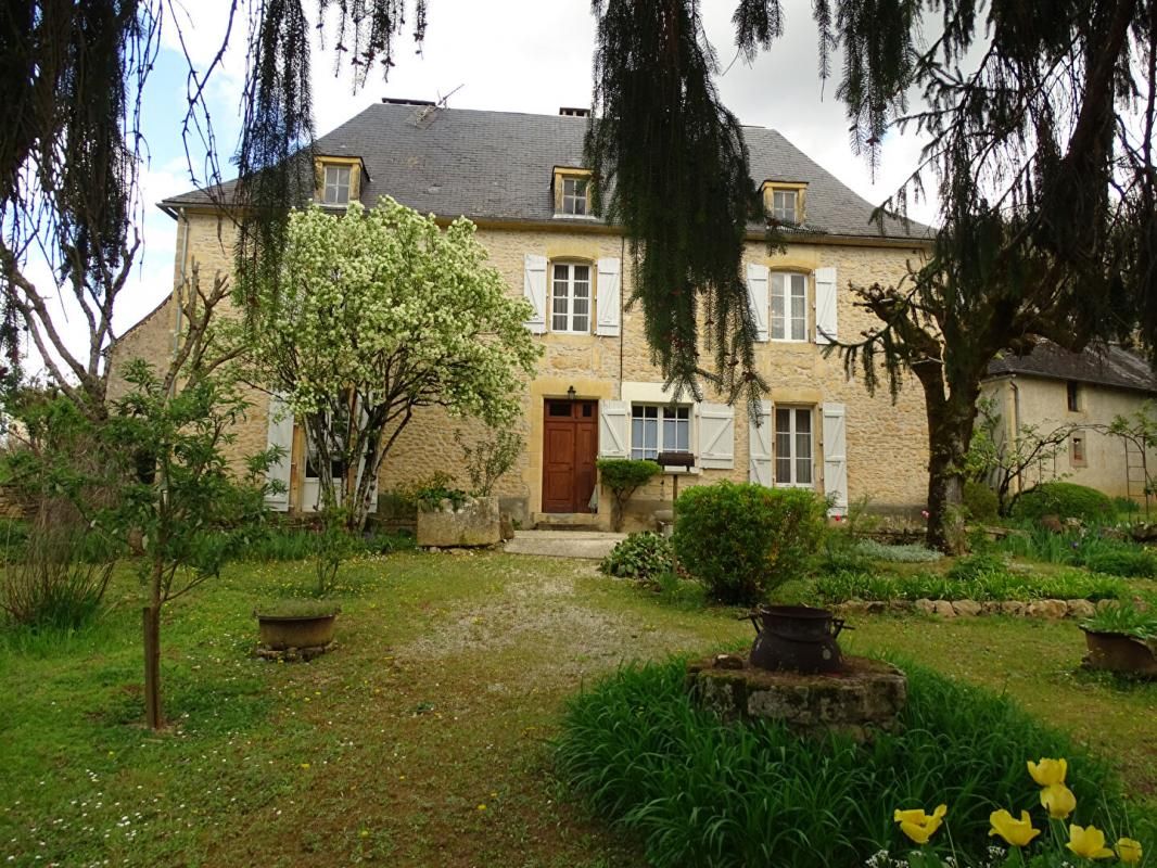 MONTIGNAC Maison Montignac 5 pièce(s) 176.11 m2 1