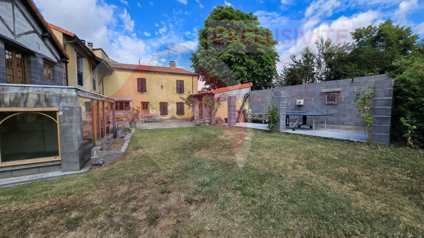 SAINT-YVOINE Maison ancienne avec extension, 325 m², parcelle 6100 m² - projet touristique ou agricole 2