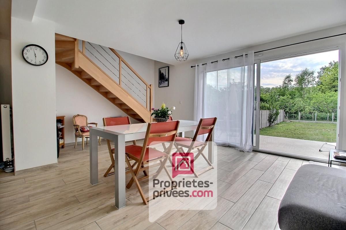 MONTARGIS 1h Gare PARIS/Bercy - A VENDRE MAISON CONTEMPORAINE RECENTE 100 m2 env.  terrasse et jardin clos 1