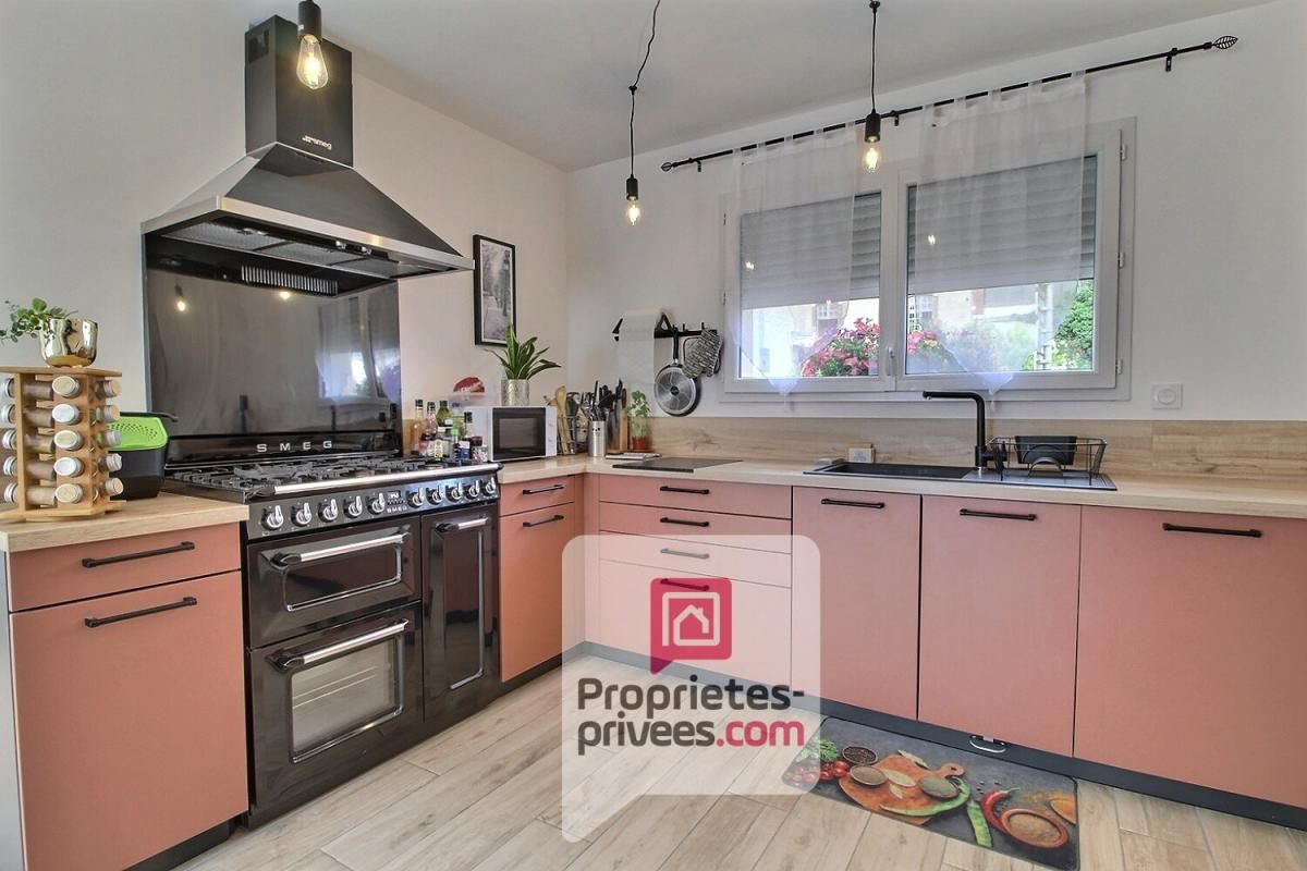 MONTARGIS 1h Gare PARIS/Bercy - A VENDRE MAISON CONTEMPORAINE RECENTE 100 m2 env.  terrasse et jardin clos 2