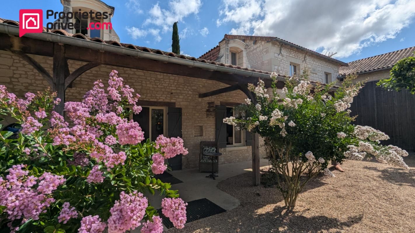 VEZIERES CHINON - VEZIERES Propriété de 280M2 3
