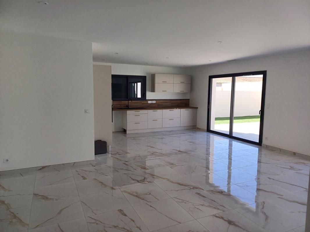 NARBONNE Villa neuve 103 m2 avec piscine 2