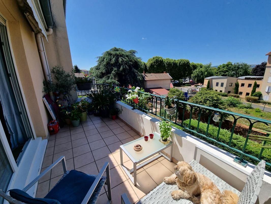 VILLEFRANCHE-SUR-SAONE Appartement Villefranche Sur Saone 4 pièces 89 m2, terrasse, garage 1