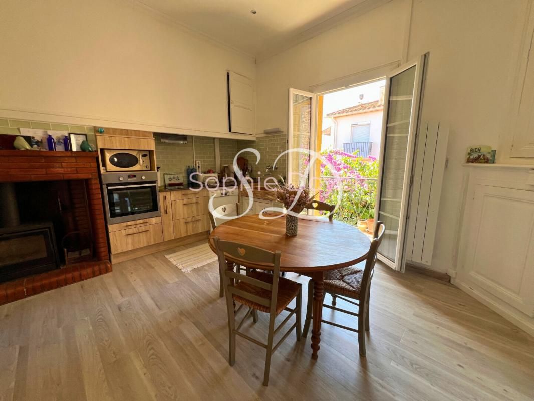 BANYULS-DELS-ASPRES Maison Banyuls Dels Aspres 5 pièce(s) 133 m2 3