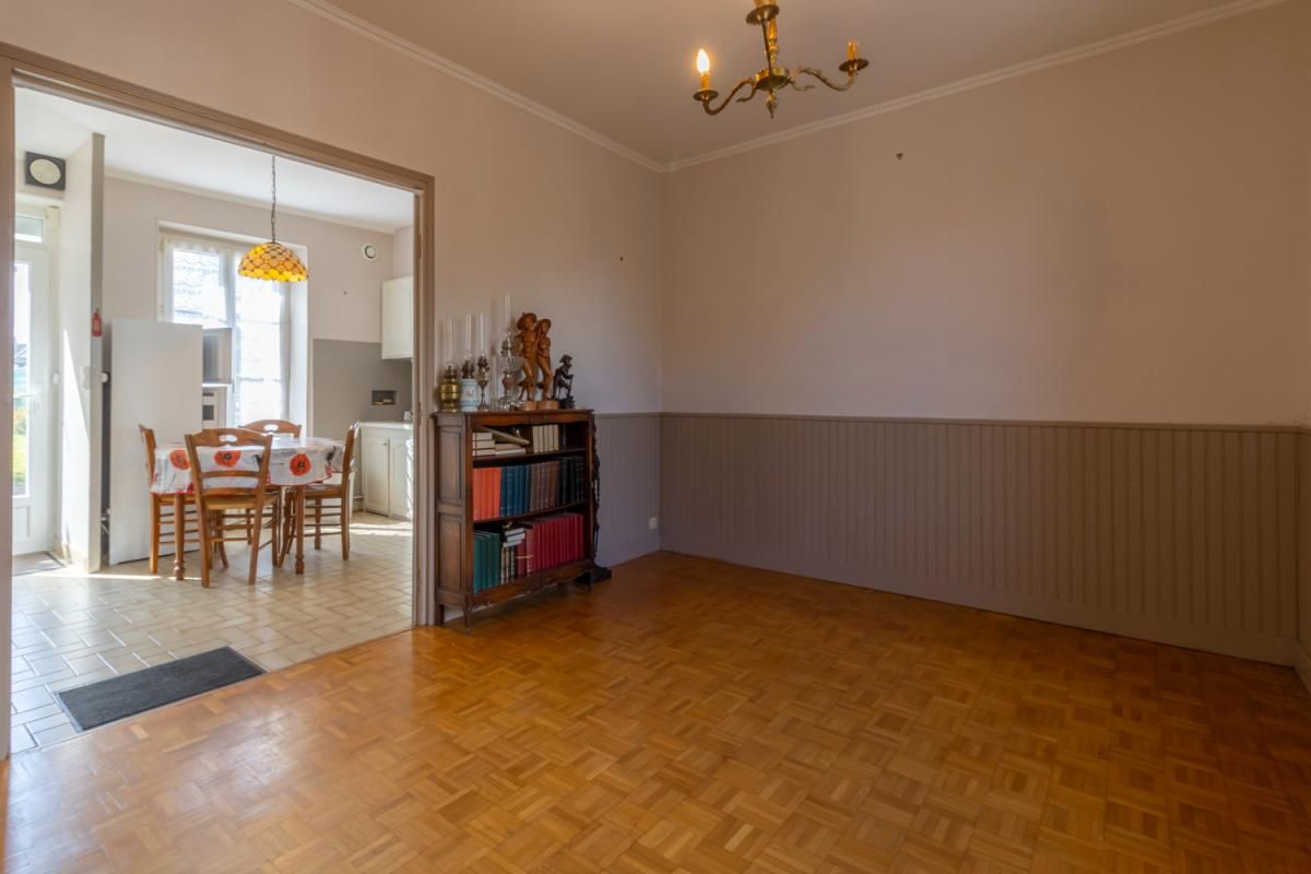 VARENNES-SUR-FOUZON Maison Val Fouzon 4 pièce(s) 96.5 m2 4