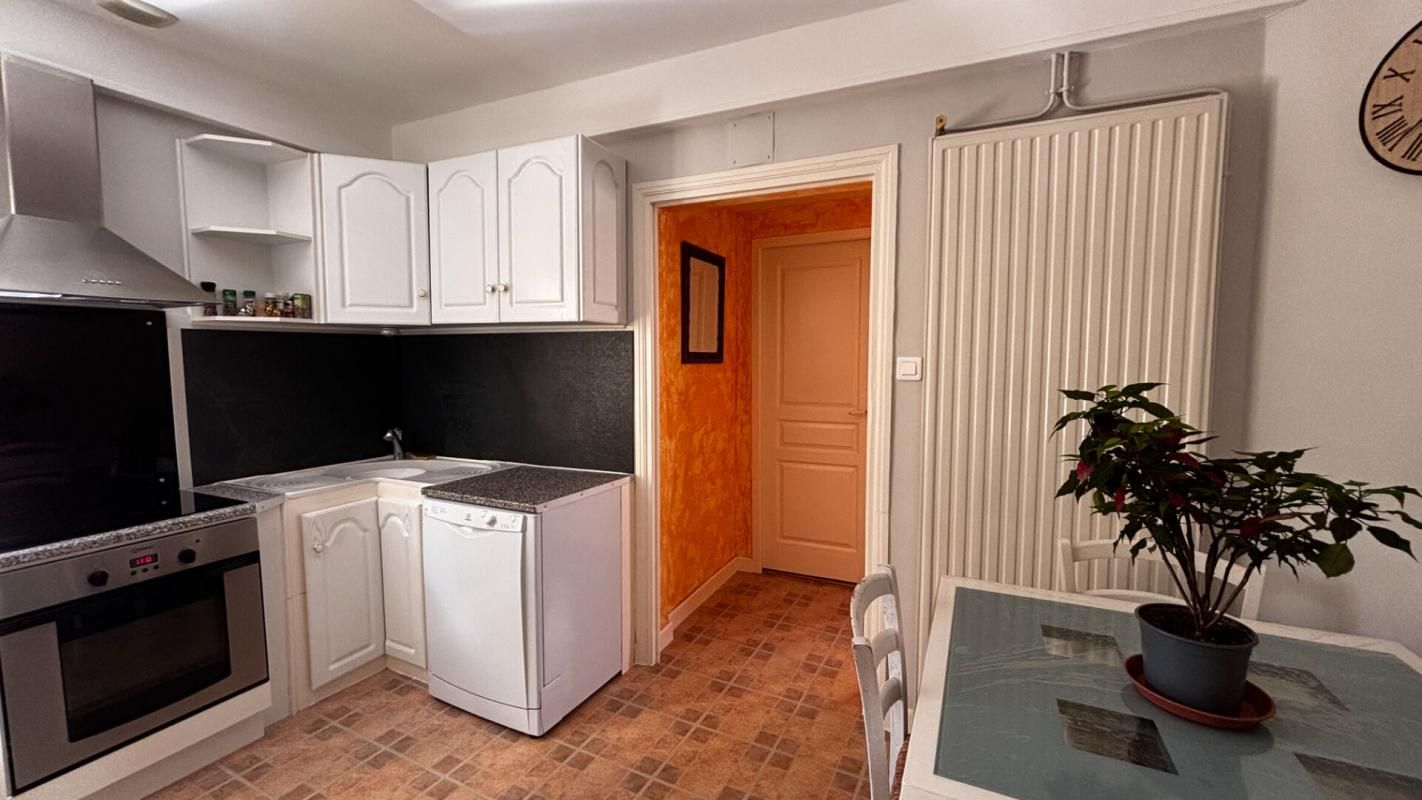 TOURNUS Maison  6 pièce(s) 100 m2 4