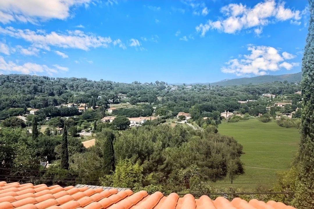 LE PRADET Proche plage - Maison Le Pradet 6 pièce(s) 243 m2 sur un terrain de 850m² 2