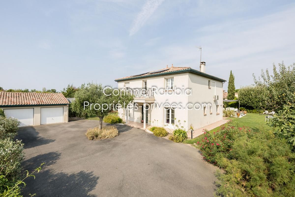 FENOUILLET Maison Fenouillet 8 pièce(s) 240 m2 2