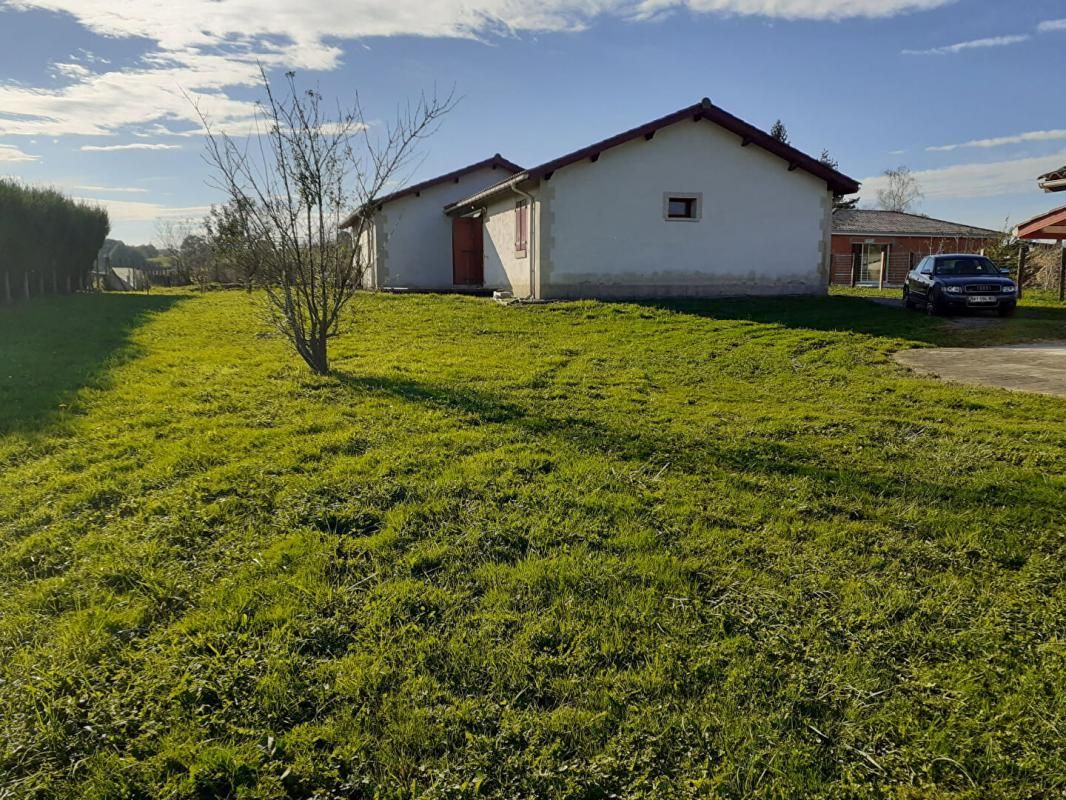 LABASTIDE-VILLEFRANCHE Maison de 4 pièces occupé 1
