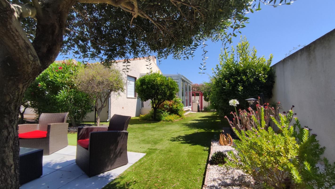 LA LONDE COUP DE COEUR MAISON T4 GARAGE PISCINE à 500m de la mer