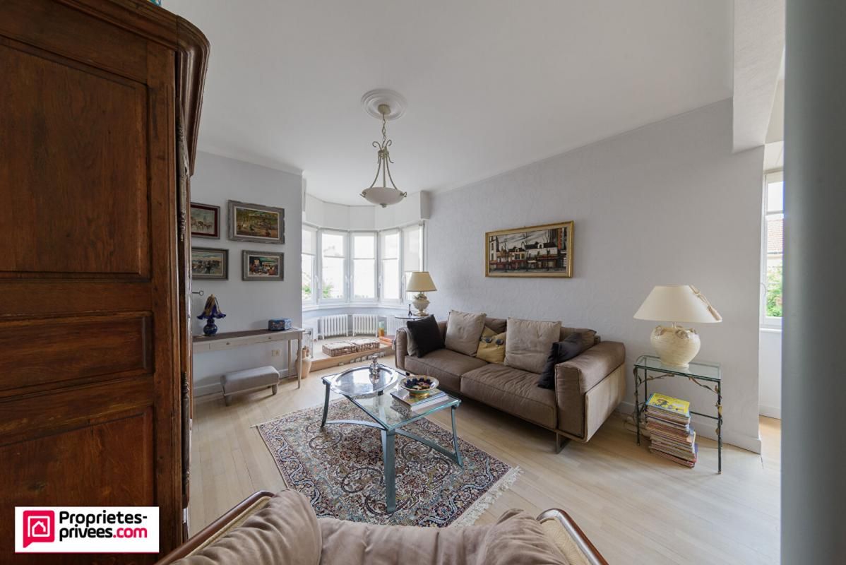 MONTIGNY-LES-METZ Appartement Montigny Les Metz 6 pièces 135 m2 3