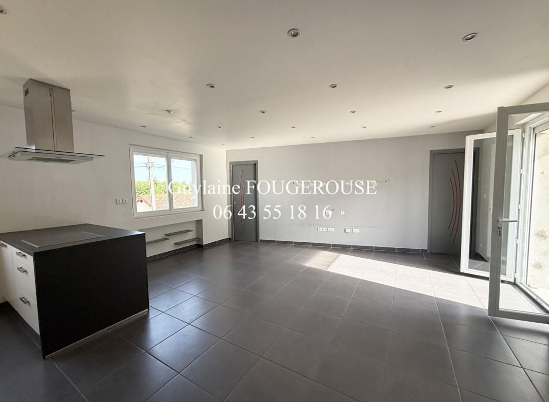SAINT-JUST-SAINT-RAMBERT Maison Saint Just Saint Rambert 3 pièce(s) 76 m2 3