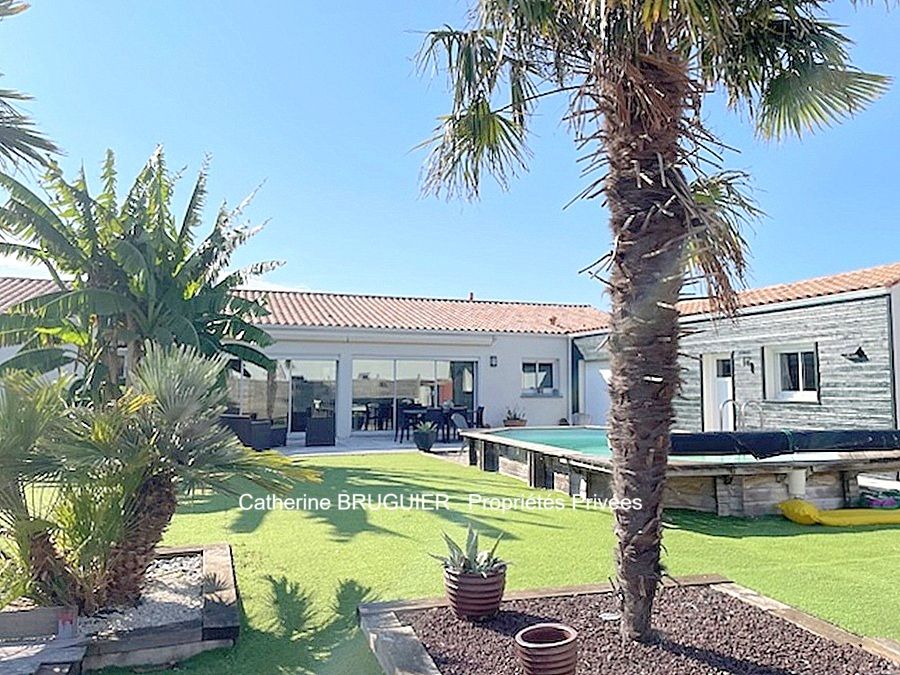 Maison Dompierre Sur Mer 5 pièce(s) 134 m2