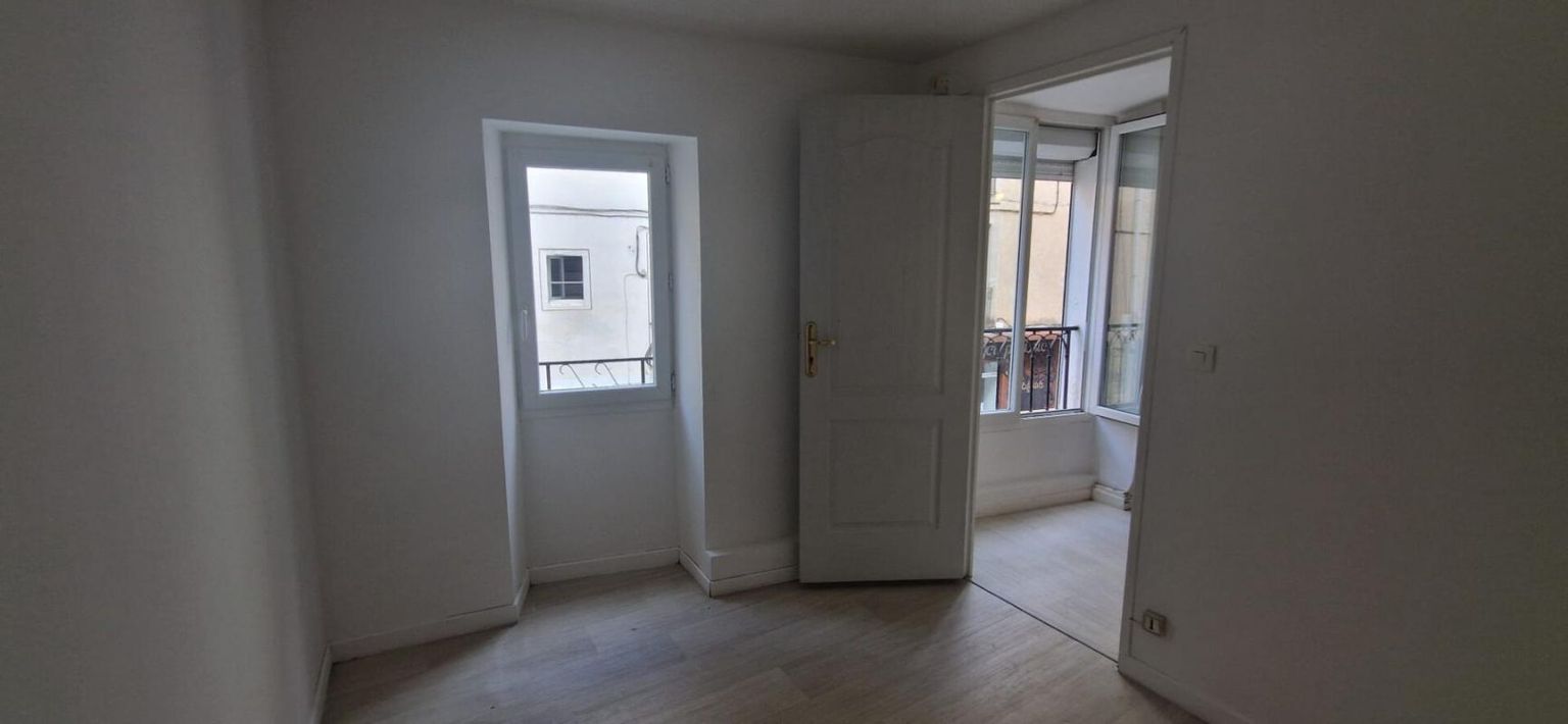 LODEVE Maison Lodeve 3 pièce(s) 51 m2 4