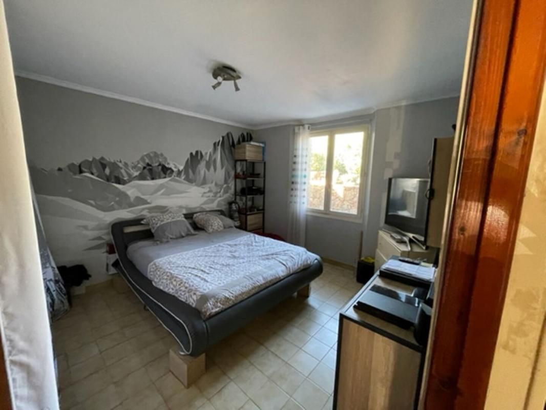 TOULON Proche Plage  - Maison Toulon  Est  5 pièce(s) 120 m2  -Terrain 550m² 3