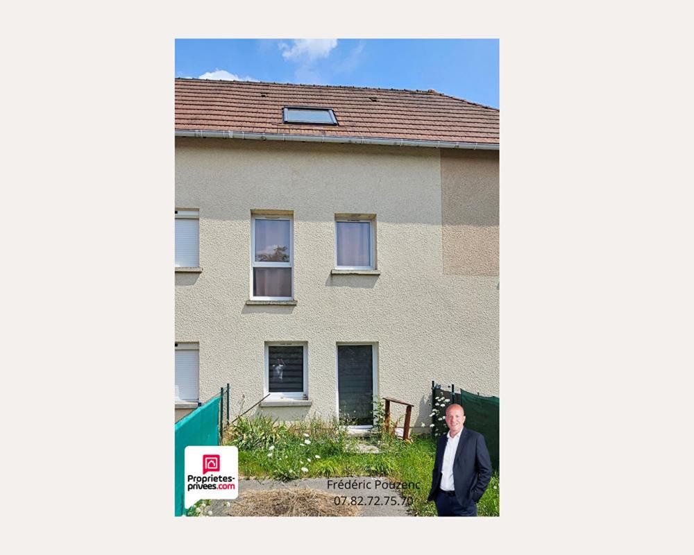 GAMBAIS Houdan 7 mn / Gambais 5 mn / Duplex 2 pièces 39 m2 avec extérieur et parking 1