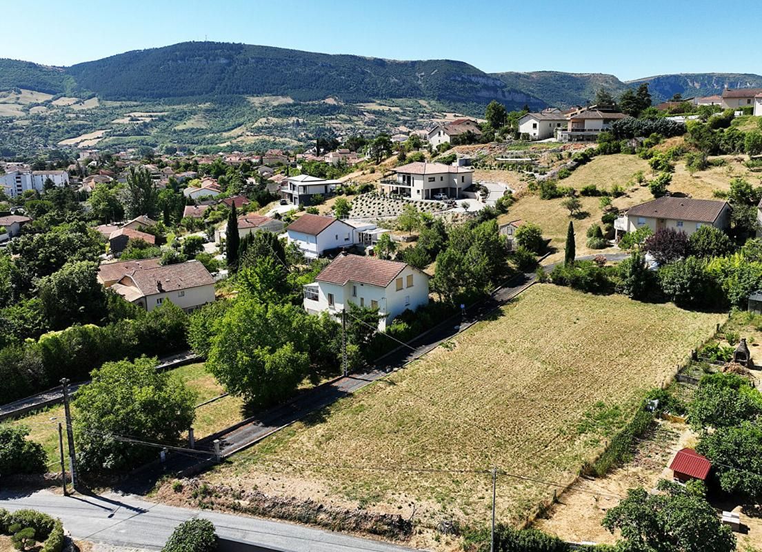 MILLAU Terrain constructible et divisible de 1523 m2 4