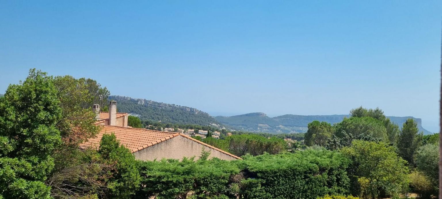 CARNOUX-EN-PROVENCE VILLA AUX PORTES DE CASSIS 9 pièce(s) 190 m2 SUR 800 m² 1