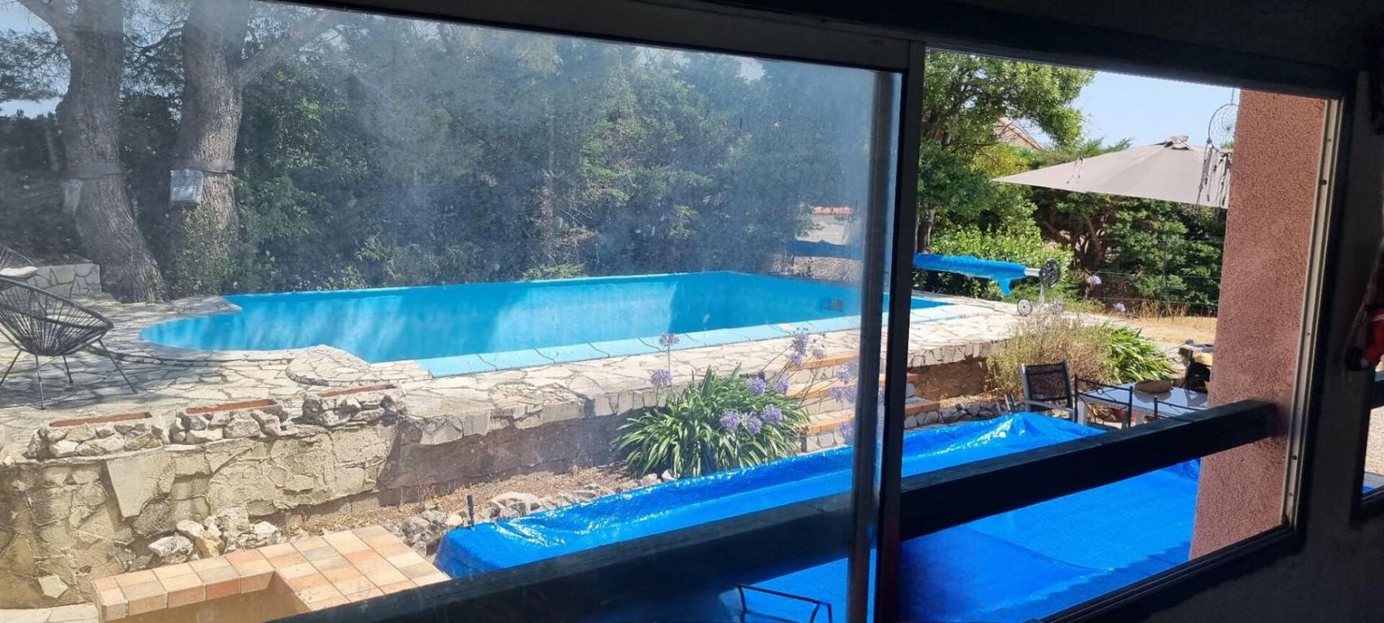 CARNOUX-EN-PROVENCE VILLA AUX PORTES DE CASSIS 9 pièce(s) 190 m2 SUR 800 m² 3
