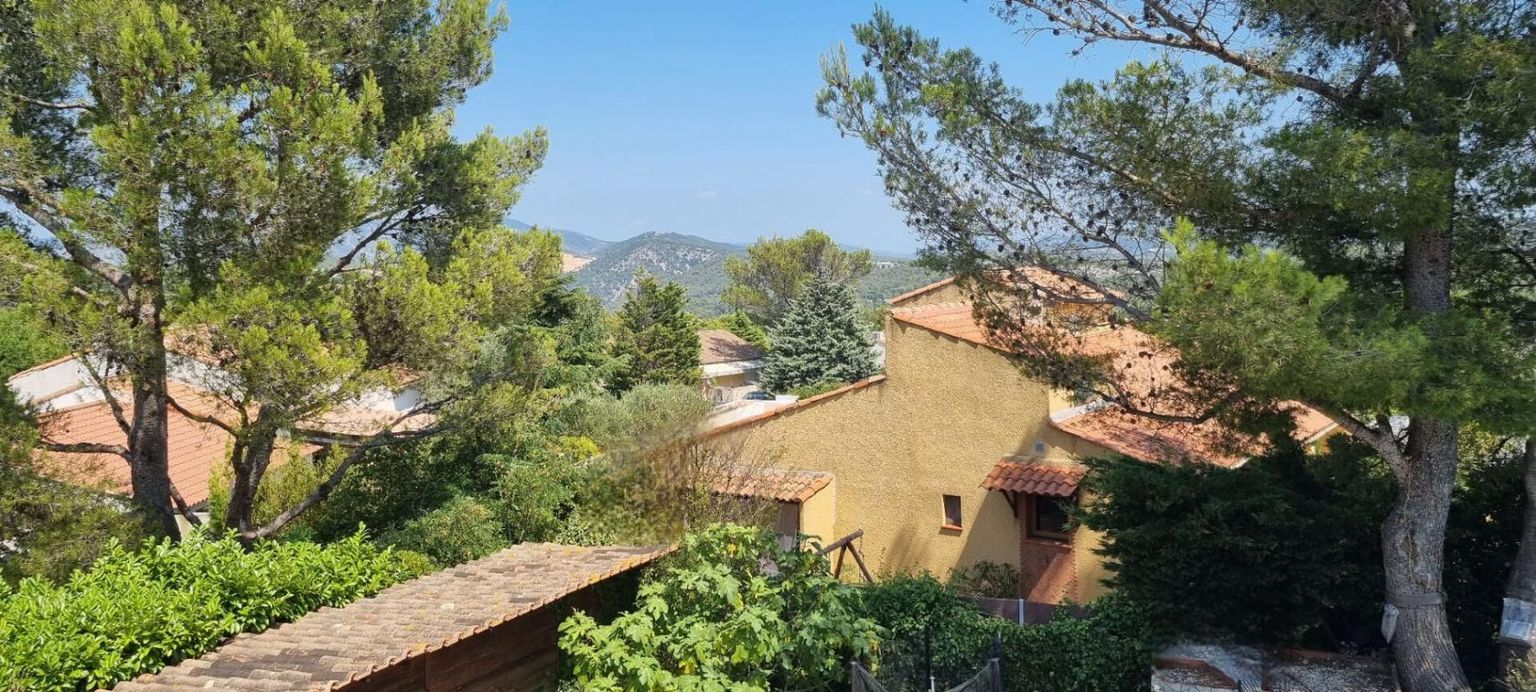 CARNOUX-EN-PROVENCE VILLA AUX PORTES DE CASSIS 9 pièce(s) 190 m2 SUR 800 m² 4