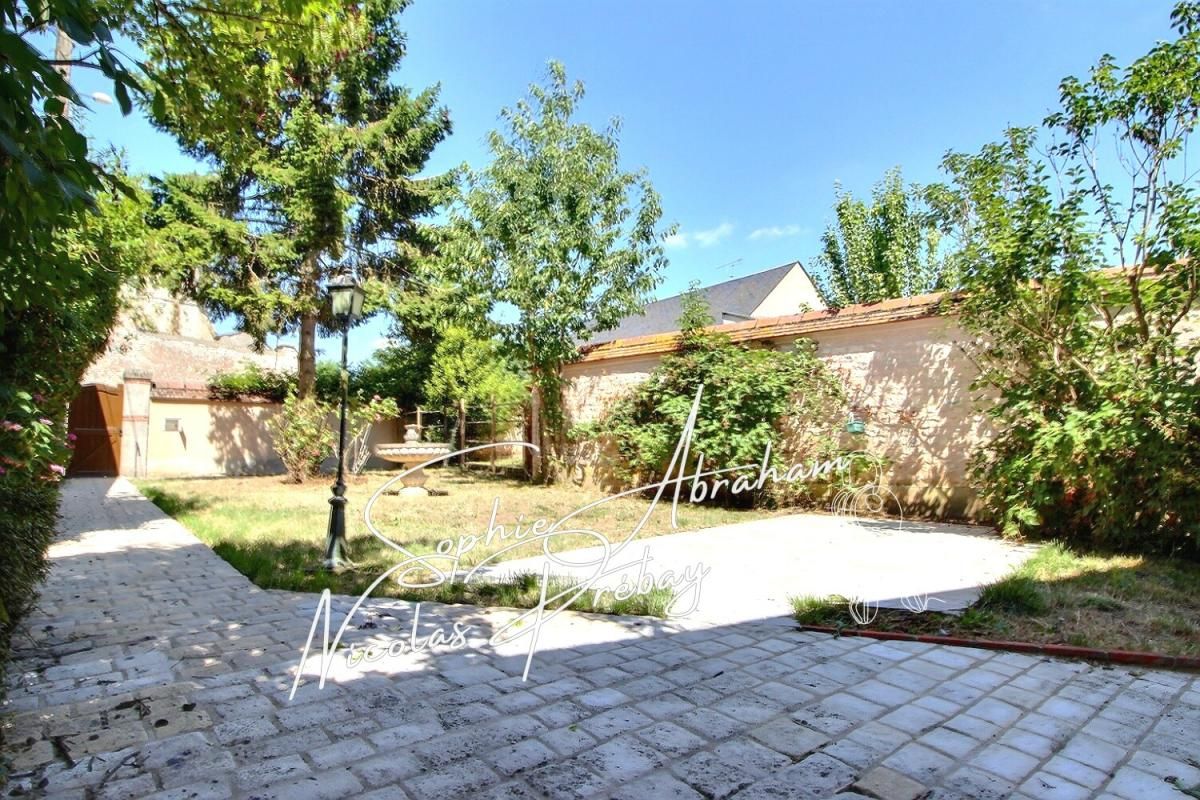 JANVILLE Maison de 6 pièces, 4 chambres avec jardin clos de murs et grand garage 2