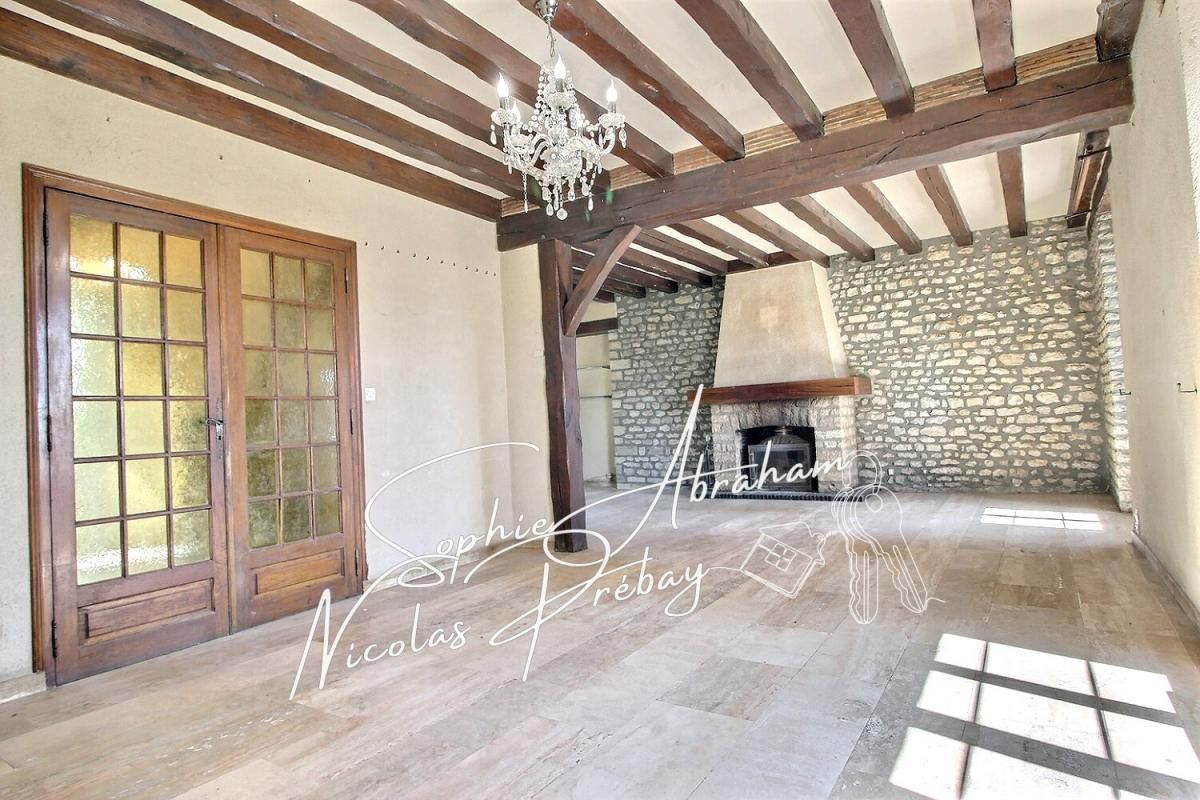 JANVILLE Maison de 6 pièces, 4 chambres avec jardin clos de murs et grand garage 4