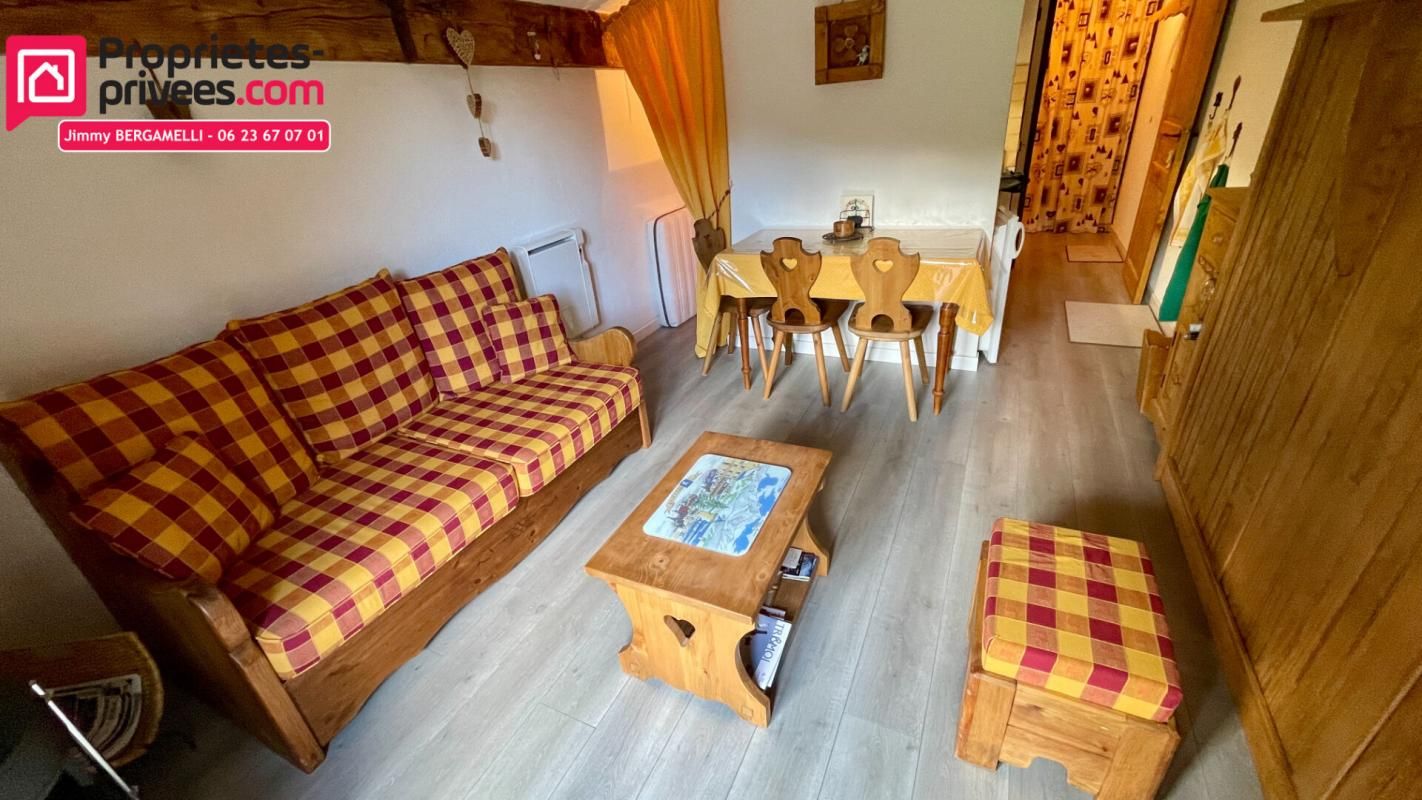 DEMI-QUARTIER À VENDRE Appartement T2 avec balcon, parking couvert Demi-Quartier (74) 2