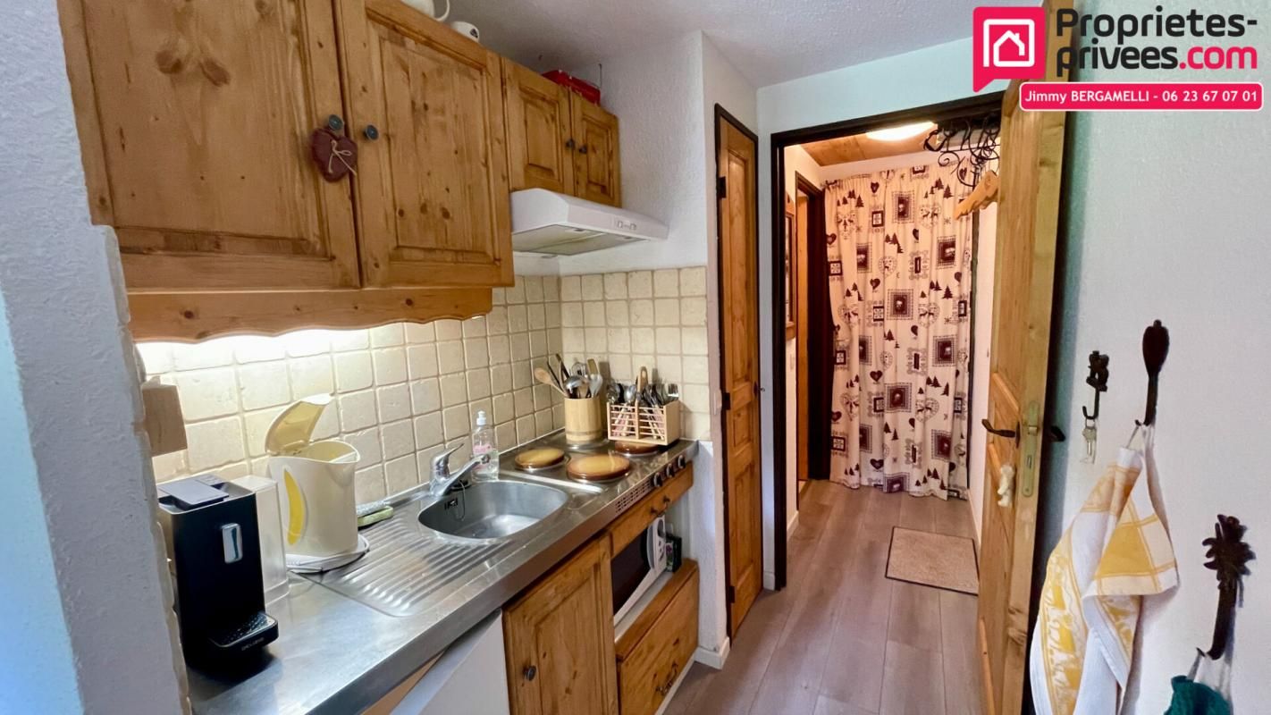 DEMI-QUARTIER À VENDRE Appartement T2 avec balcon, parking couvert Demi-Quartier (74) 4