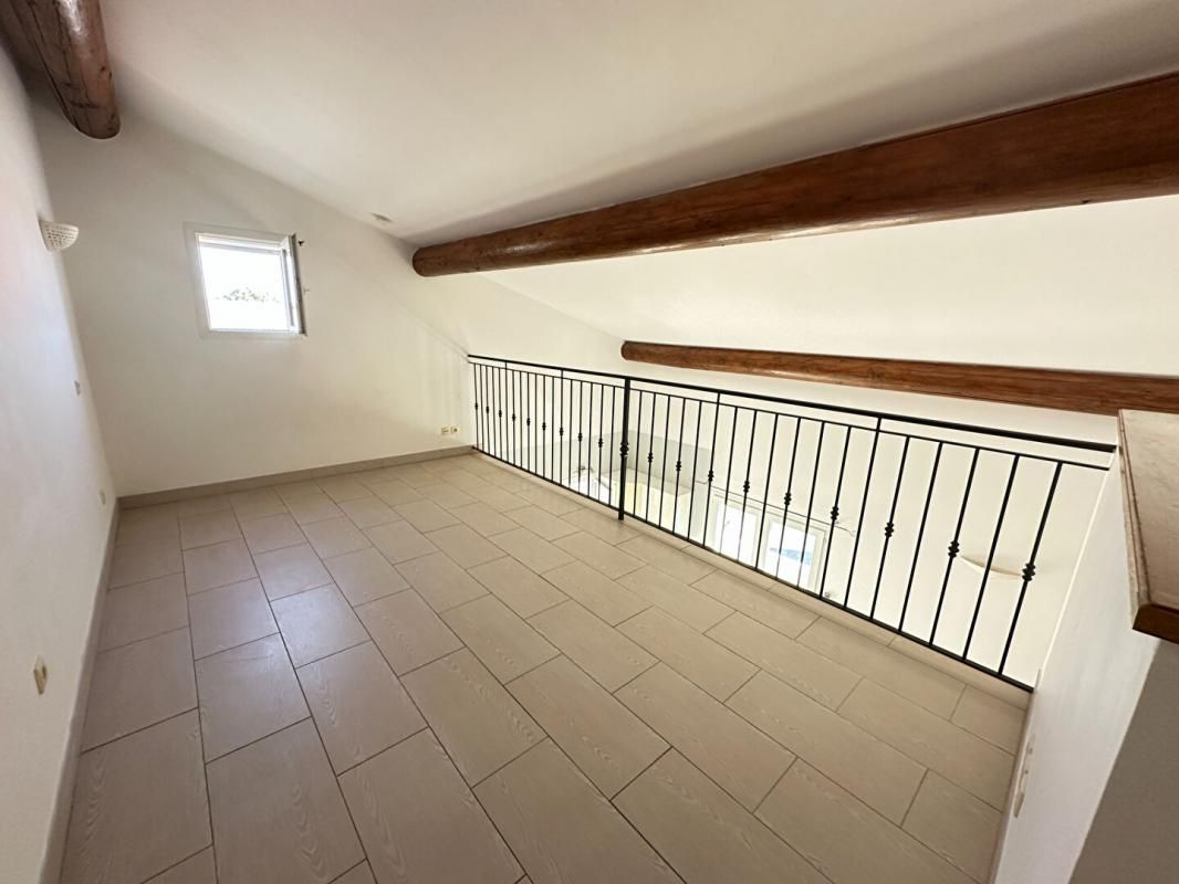 MIRAMAS À louer Charmant T2 rénové avec terrasse sur Miramas 4