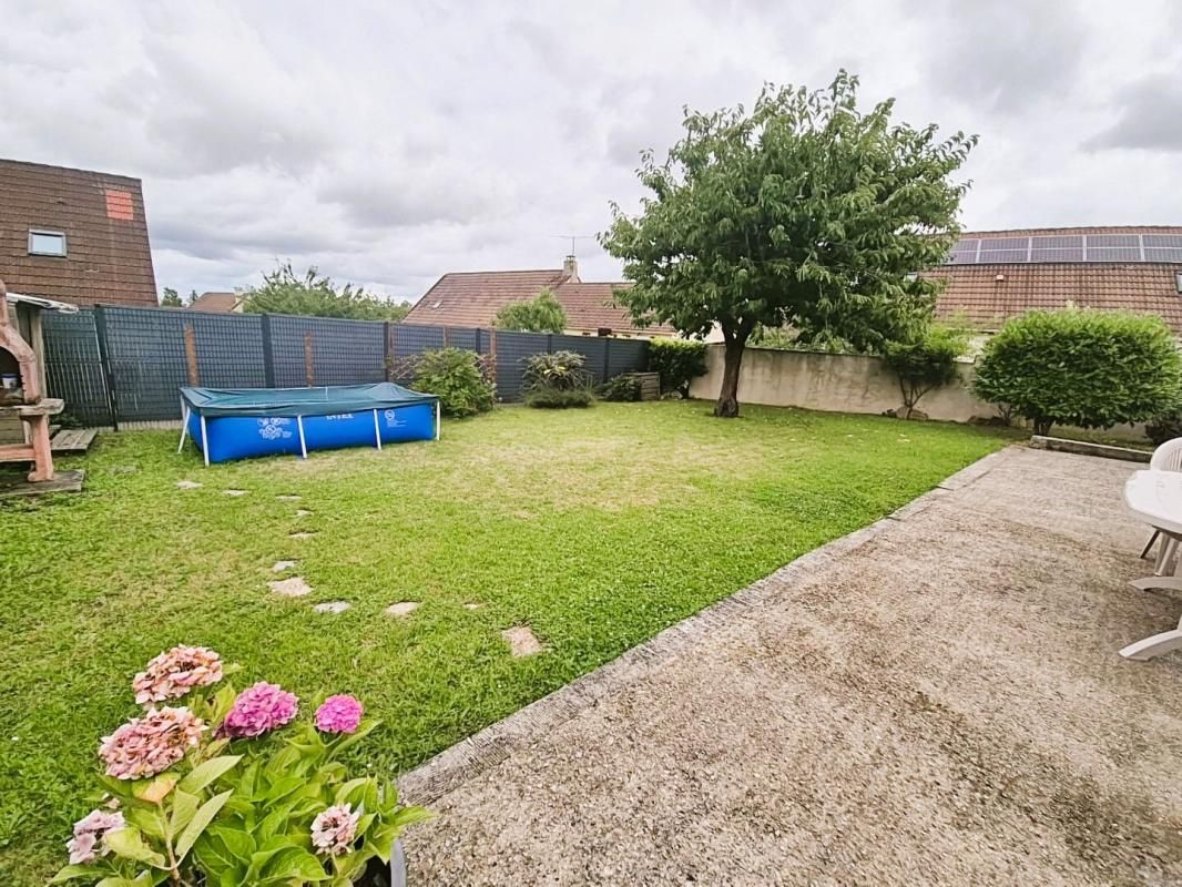 CREPY-EN-VALOIS Maison Crepy En Valois 60800 110 M² 327 000 1