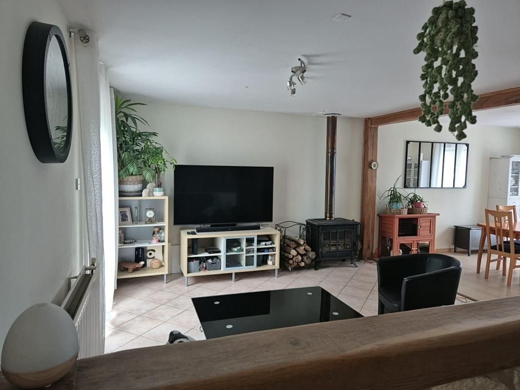 CREPY-EN-VALOIS Maison Crepy En Valois 60800 110 M² 327 000 3