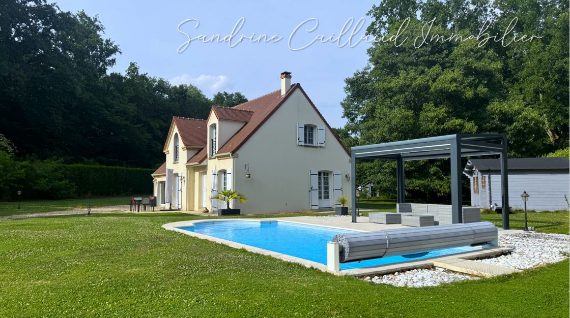 GAMBAIS ÉLÉGANTE MAISON CONTEMPORAINE - Gambais 78950 - Orée de forêt - 4 chambres - bureau - piscine chauffée - terrain 2405m² - 696800 Euros HAI 2