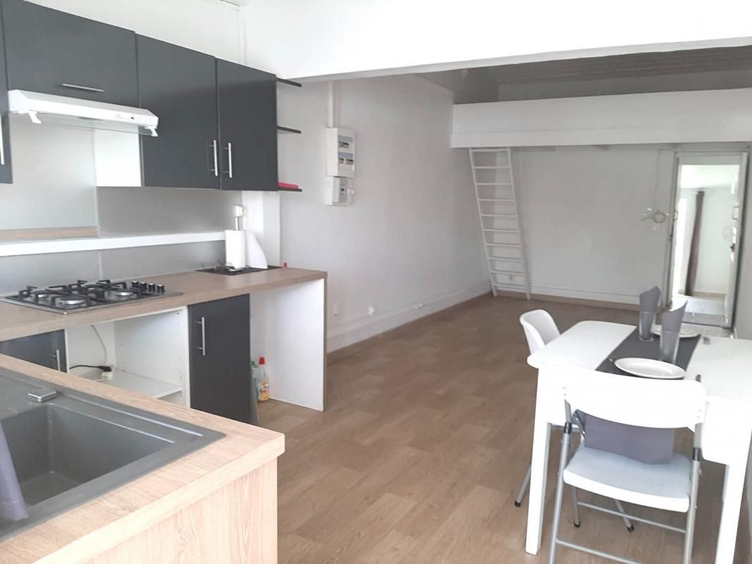 BAIE-MAHAULT BAIE-MAHAULT Plain-pied T2.40m2 2