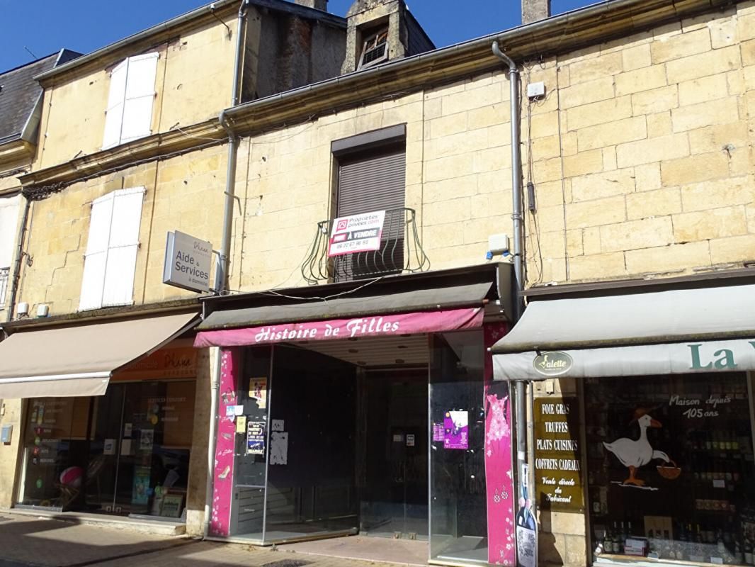 MONTIGNAC Immeuble Montignac Lascaux 7 pièce(s) 169 m2 1