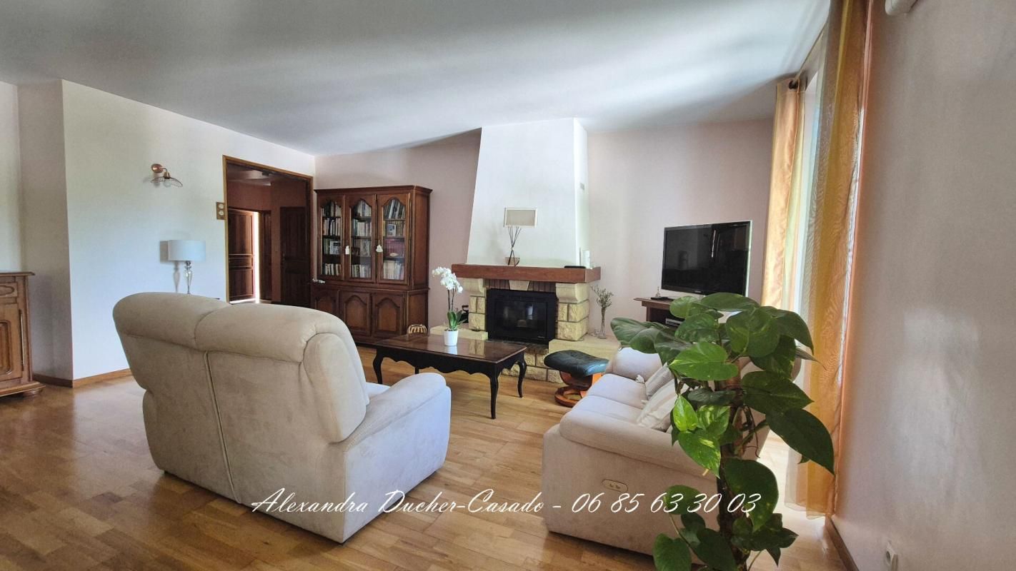 LES MEES TRIPLEX D'EXCEPTION AU COEUR DU CENTRE VILLE AVEC ASCENSEUR 4