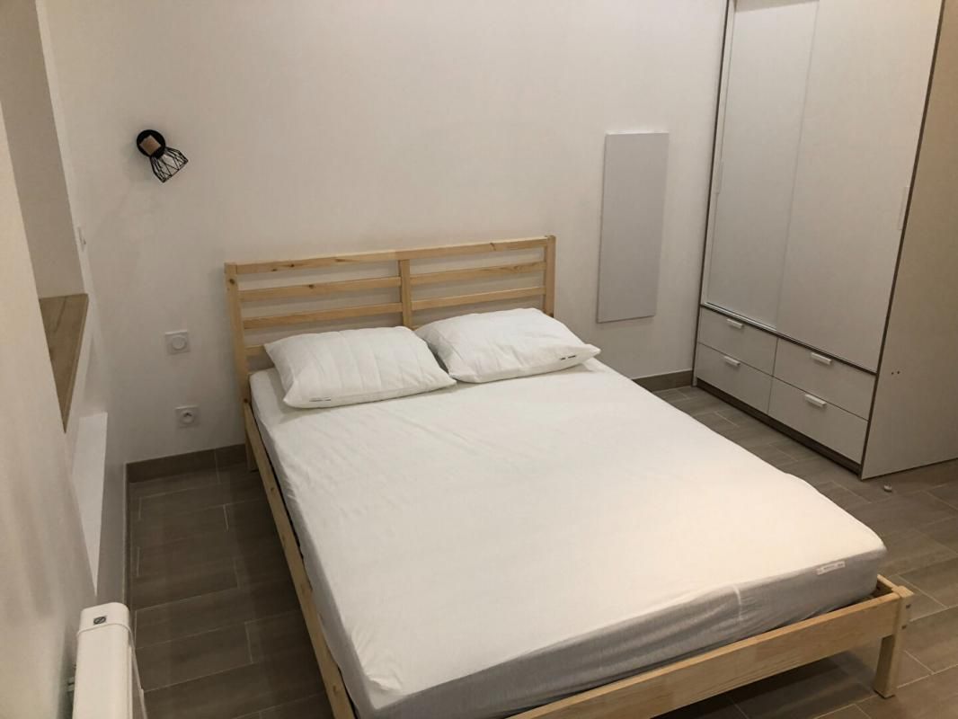 MARSEILLE-1ER-ARRONDISSEMENT Location Studio meublé 1 pièce(s) 20.62 m2 4