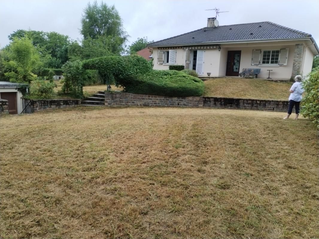 ORADOUR-SUR-VAYRES Maison 5 pièces 123 m² et terrain 1686 M² 2