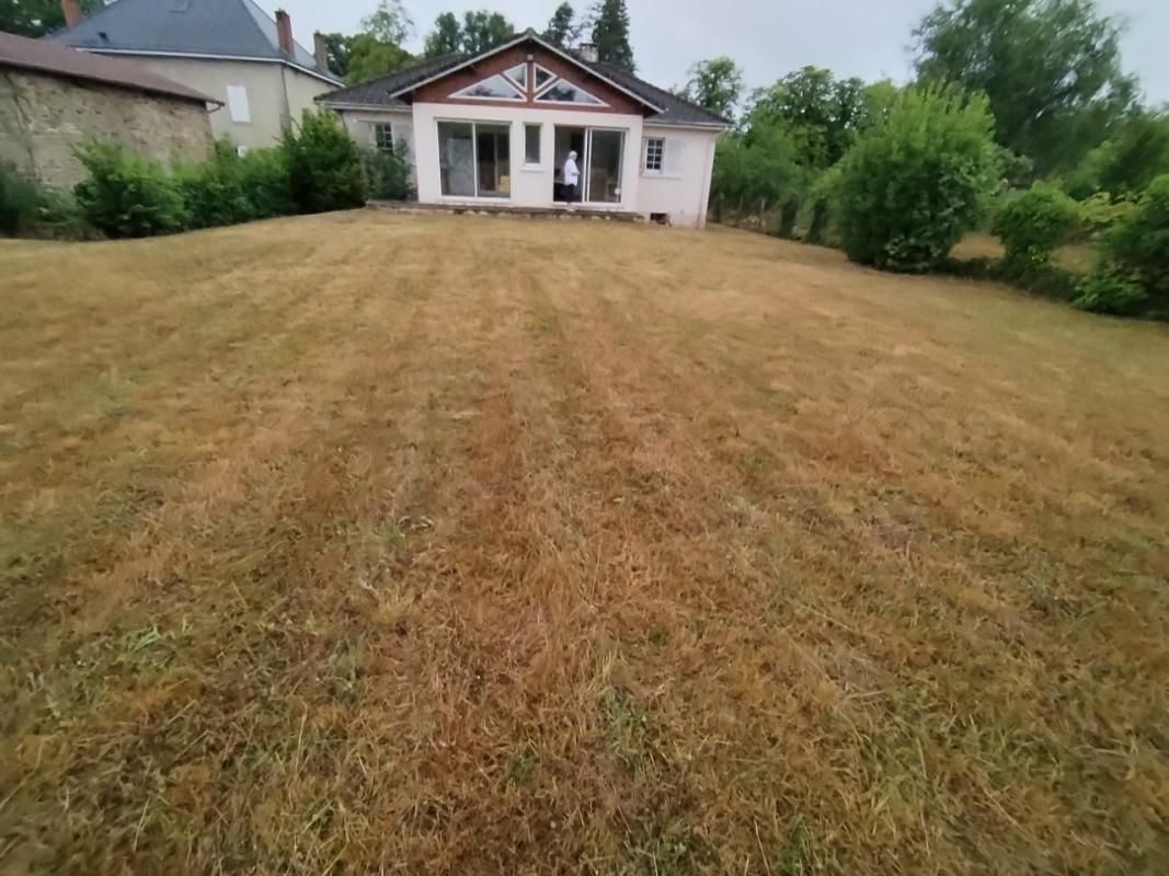ORADOUR-SUR-VAYRES Maison 5 pièces 123 m² et terrain 1686 M² 3