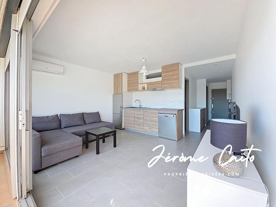 LE GRAU-DU-ROI Appartement 2 pièce(s) 31 m2 + parking privatif + cave 4