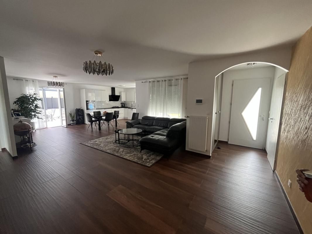 VIRIAT Maison de plain pied Viriat 5 pièce(s) 113 m2 3