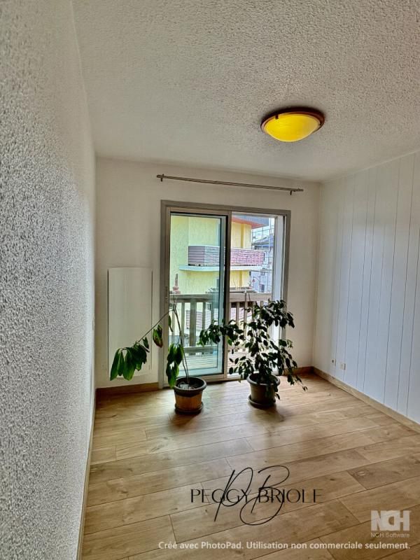 FONT-ROMEU-ODEILLO-VIA Appartement Font-romeu 3 pièce(s) 62 m2 avec balcon et parking 1