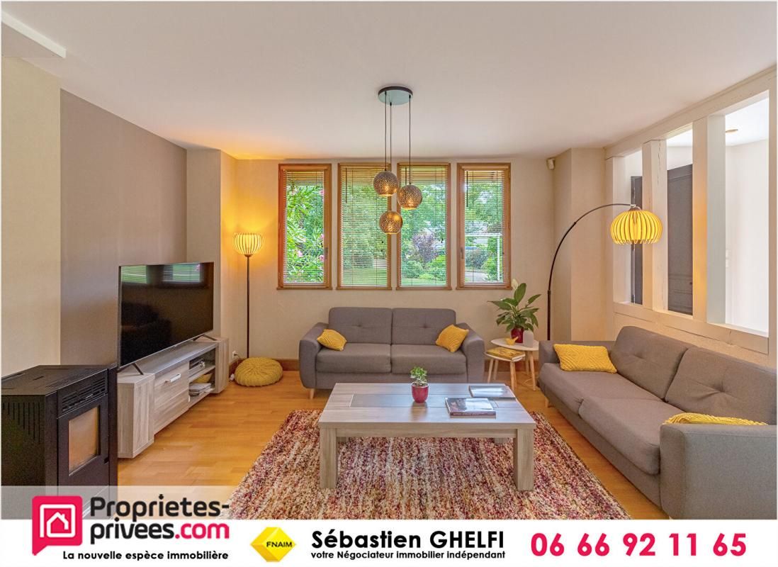 CORMERAY belle maison avec 4 chambres dont 1 suite avec superbe parc arboré 4