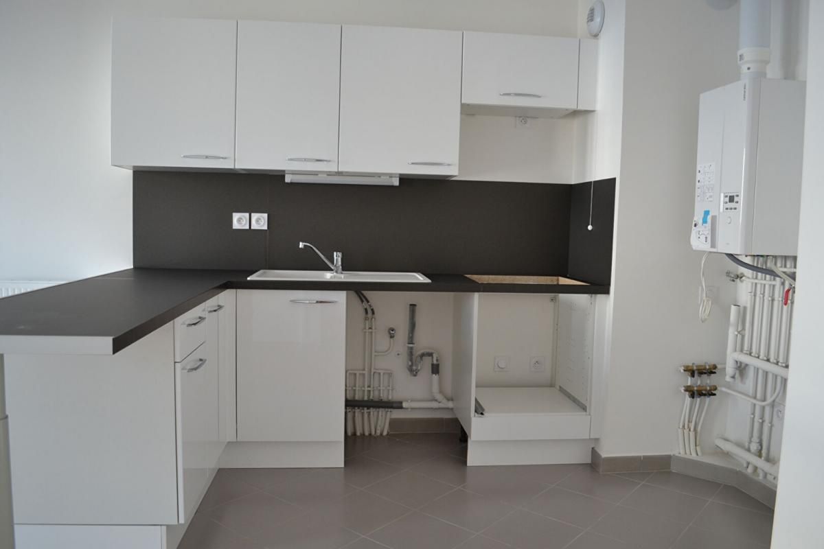GONESSE Location non meublée T2 42m2 3
