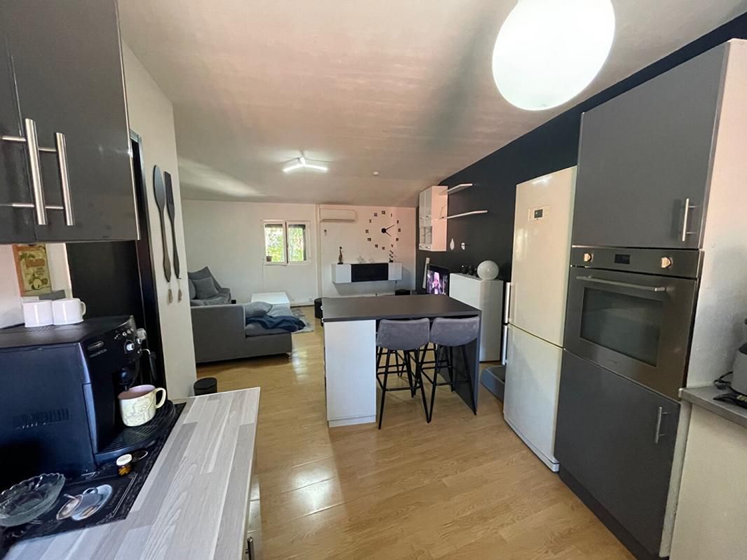 ESTAGEL Centre Estagel (66310) - Immeuble de Rapport: Rentabilité 9% net- 5 Lots loués 2
