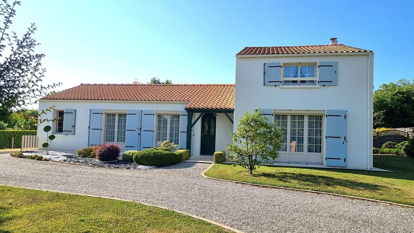 SAINT-FLORENT-DES-BOIS Maison Rives De L Yon 7 pièce(s) 145 m2 1