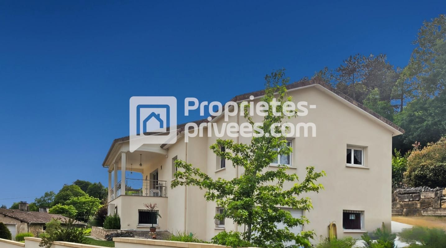 TRELISSAC Contemporaine grand confort de plain pied, équipée PMR, 3 chambres, vaste terrasse sur vue dégagée, jardin clôt paysagé 2