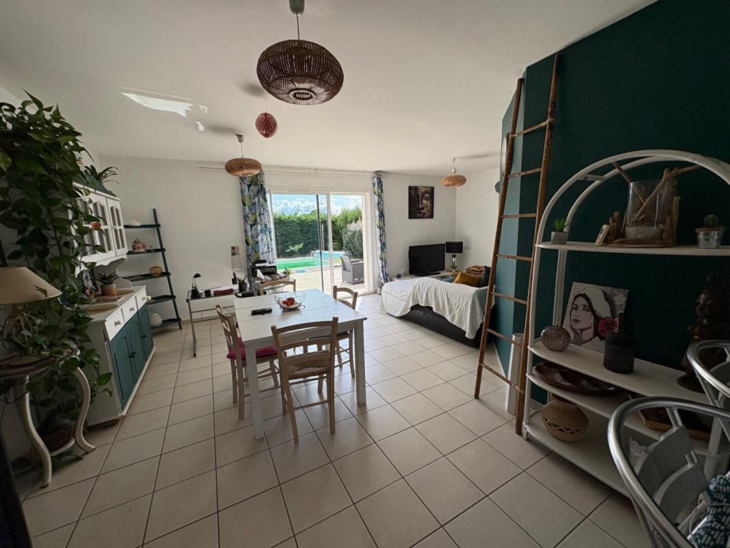 SAINT-VAIZE EXCLUSIVITE Maison de plain pied 4 chambres 4
